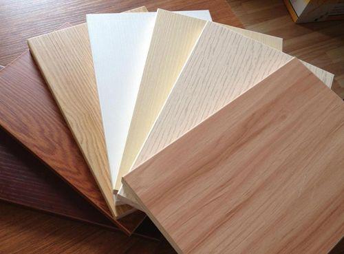 ��木家具是指由天然木材制成的家具，��木家具如何�x�？